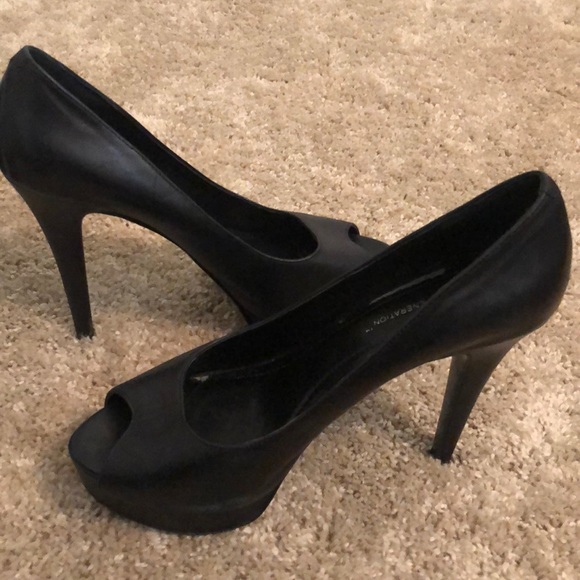 GUC BCBG platform open toe heel - Picture 3 of 5